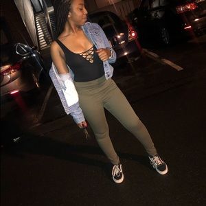 Meet your Posher, Raven